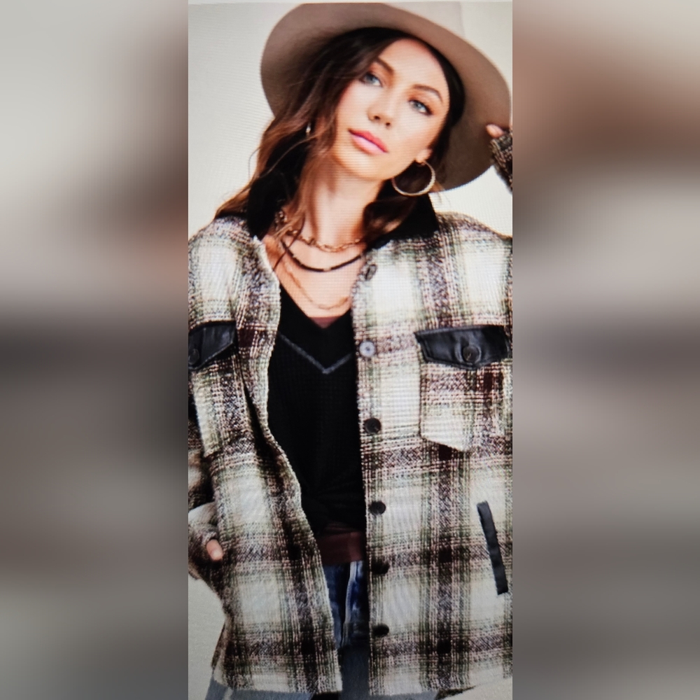 Plaid Button jacket - Picture 2 of 6
